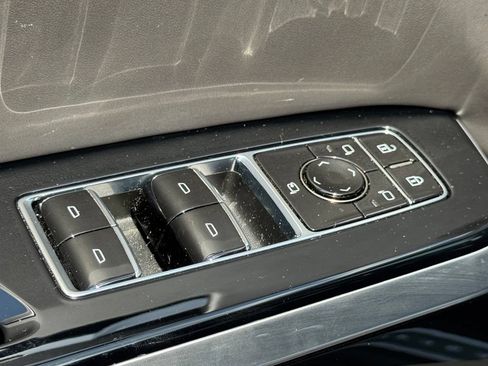 Used 2025 Cadillac Escalade Sport Platinum w/ LPO, ONYX Package AWD/4WD image 20