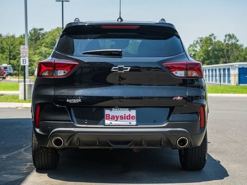 Used 2023 Chevrolet TrailBlazer RS w/ Sun and Liftgate Package AWD/4WD image 7