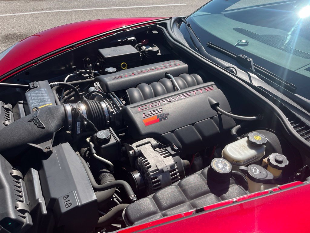 Used 2005 Chevrolet Corvette Coupe w/ Preferred Equipment Group RWD image 23