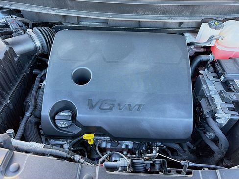 Used 2023 Chevrolet Traverse Premier w/ Redline Edition image 33