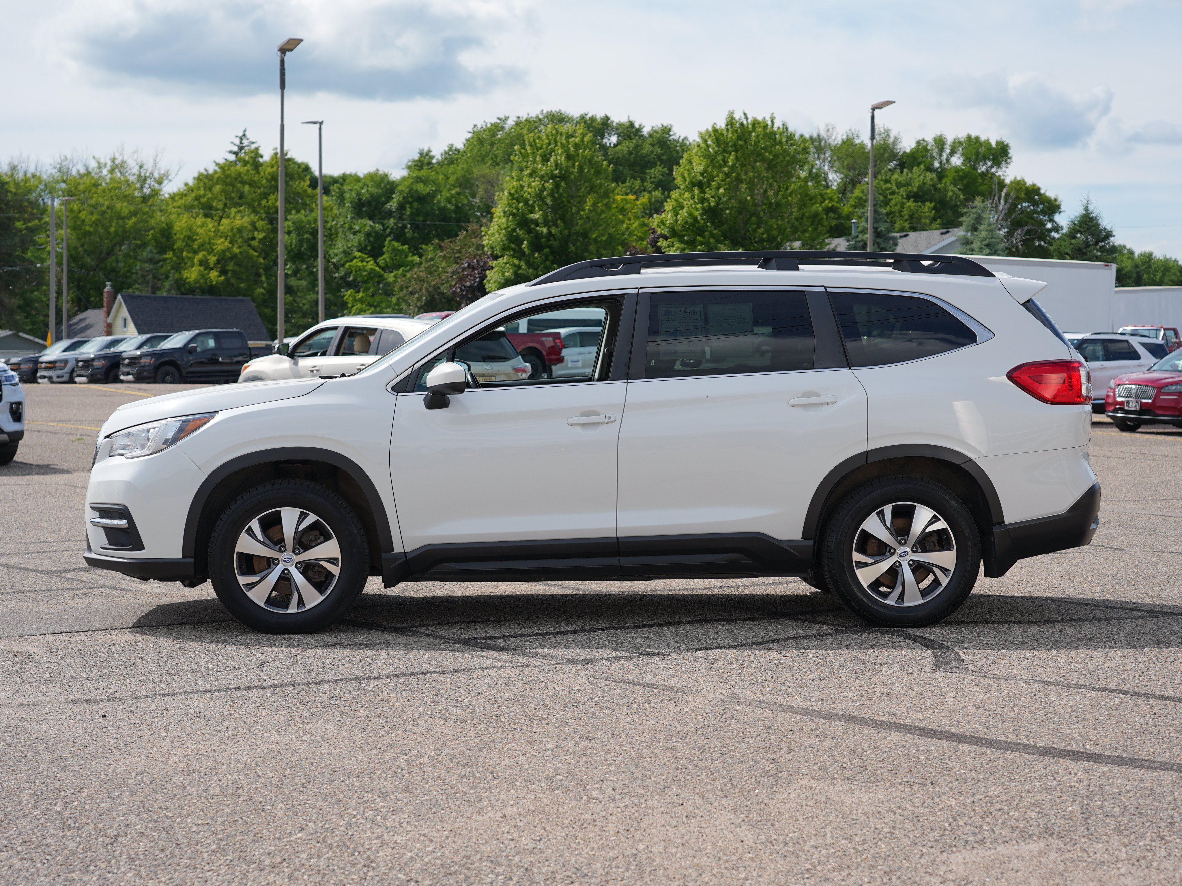 Used 2021 Subaru Ascent Premium w/ Convenience Package AWD/4WD image 7