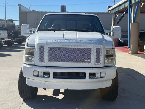 Used 2008 Ford F250 Lariat image 2