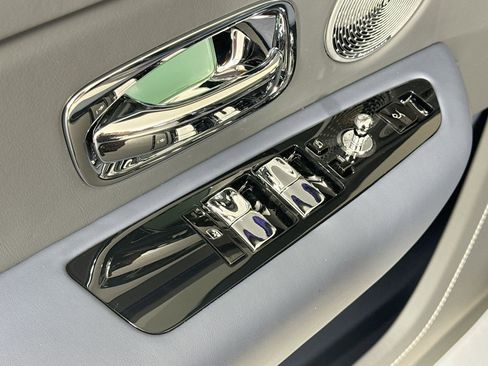 New 2026 Rolls-Royce Cullinan AWD/4WD image 17