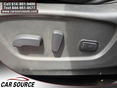 Used 2017 Nissan Rogue SV FWD image 14