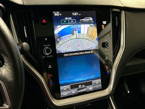 Used 2023 Subaru Outback Premium image 23