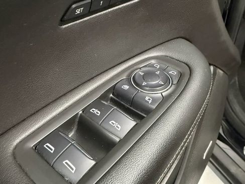 Used 2020 Cadillac XT6 Premium Luxury AWD/4WD image 29