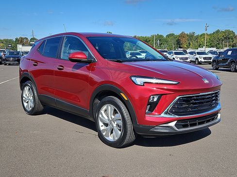 Certified 2024 Buick Encore GX Preferred w/ Comfort Package image 1