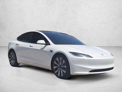 Used 2025 Tesla Model 3 Long Range AWD/4WD image 3