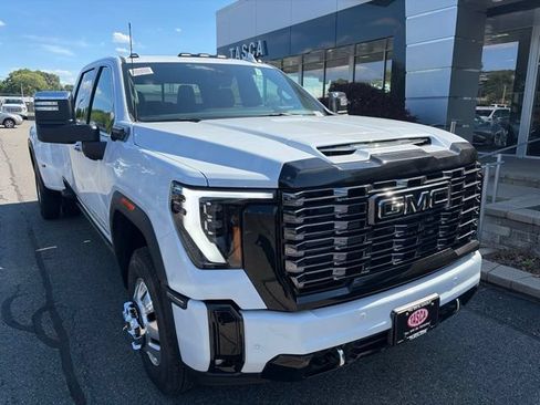 New 2026 GMC Sierra 3500 Denali Ultimate w/ Snow Plow Prep/Camper Package AWD/4WD image 1