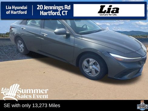 Certified 2024 Hyundai Elantra SE FWD image 1
