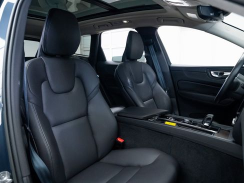 Used 2023 Volvo XC60 B5 Plus w/ Protection Package Premier image 24