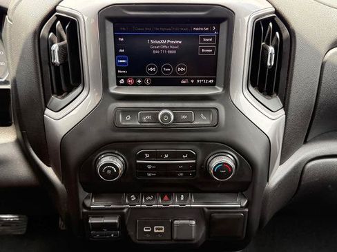 Used 2021 Chevrolet Silverado 1500 Custom Trail Boss w/ Safety Confidence Package AWD/4WD image 18