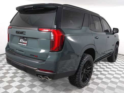 Used 2026 GMC Yukon AT4 Ultimate w/ LPO, Illumination Package AWD/4WD image 6