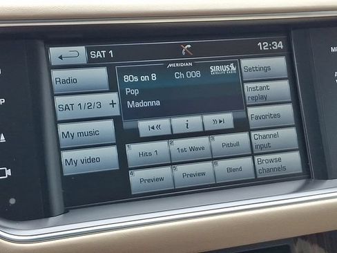 Used 2015 Land Rover Range Rover Supercharged AWD/4WD image 11