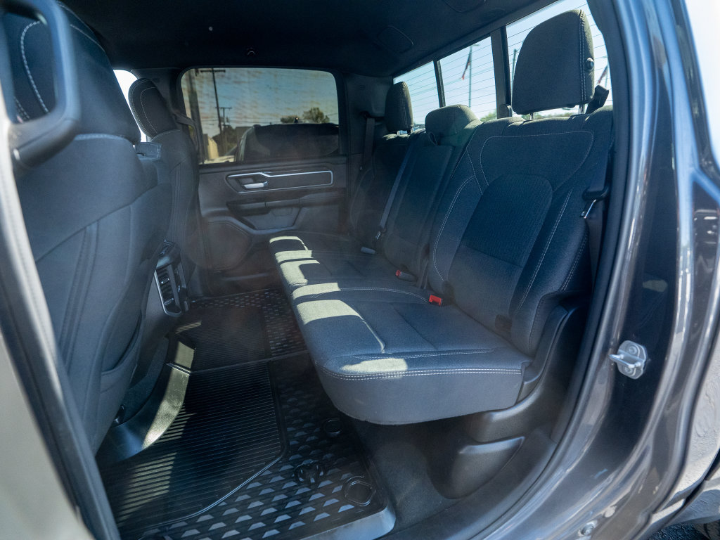 Used 2021 RAM 1500 Big Horn AWD/4WD image 16