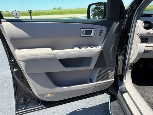 Used 2013 Honda Pilot Touring image 39