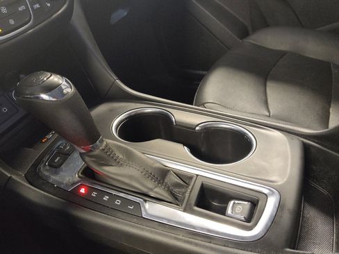 Used 2020 Chevrolet Equinox Premier AWD/4WD image 26
