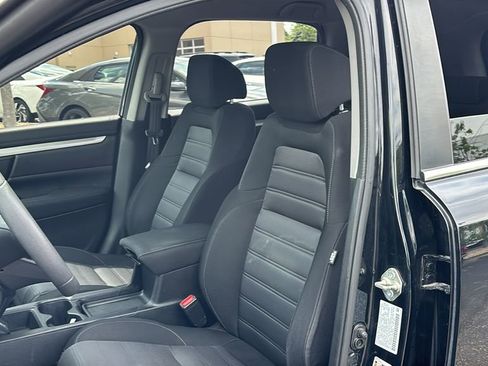 Used 2017 Honda CR-V LX image 10