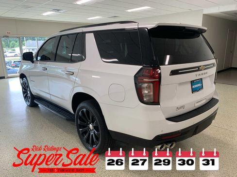 Used 2021 Chevrolet Tahoe Premier w/ Premium Package image 10