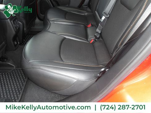 Used 2020 Jeep Compass Latitude w/ Cold Weather Group AWD/4WD image 12