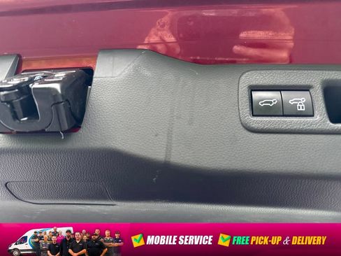 Used 2021 Toyota Venza XLE w/ Softex Package AWD/4WD image 21
