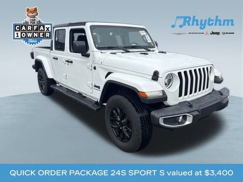 Used 2022 Jeep Gladiator Sport image 1