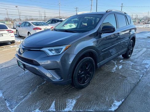Used 2017 Toyota RAV4 LE image 6