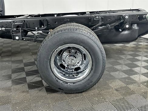 New 2026 RAM 3500 Tradesman image 16