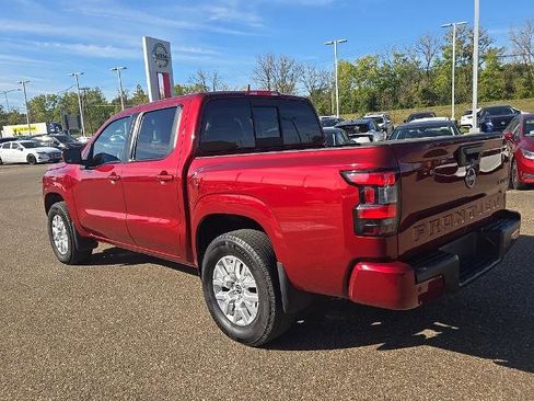 Certified 2022 Nissan Frontier SV w/ Technology Package image 5