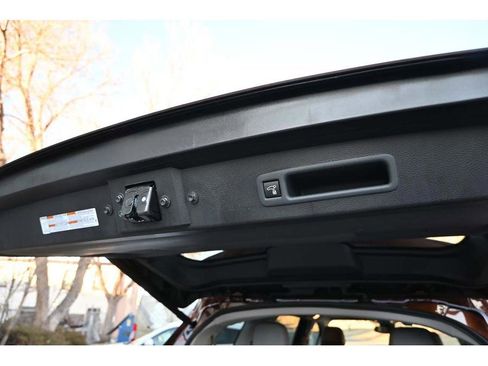 Used 2022 Toyota Sienna XLE image 26