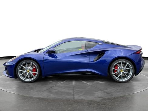 New 2026 Lotus Emira SE image 3