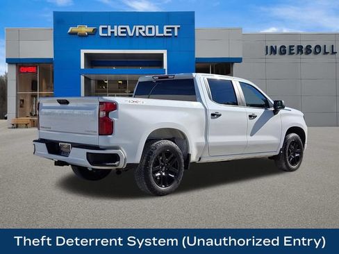 Used 2023 Chevrolet Silverado 1500 Custom AWD/4WD image 27