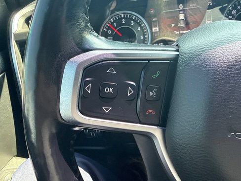 Used 2019 RAM 1500 Big Horn AWD/4WD image 17