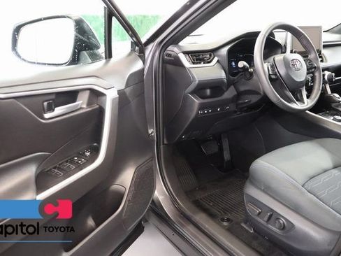 Certified 2025 Toyota RAV4 SE w/ Convenience Package AWD/4WD image 9