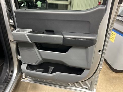 Used 2022 Ford F150 XLT w/ Trailer Tow Package image 28