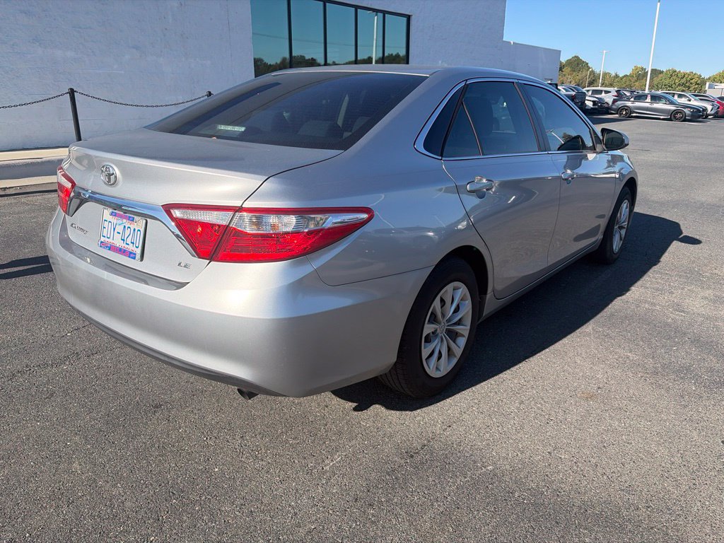 Used 2017 Toyota Camry LE FWD image 8