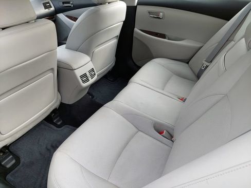 Used 2011 Lexus ES 350 FWD image 26