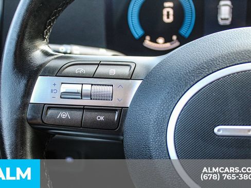 Used 2025 Hyundai Kona SEL FWD image 26