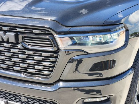 New 2026 RAM 1500 Express AWD/4WD image 9