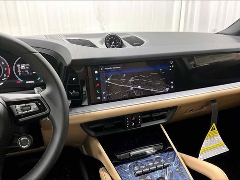New 2026 Porsche Cayenne image 16