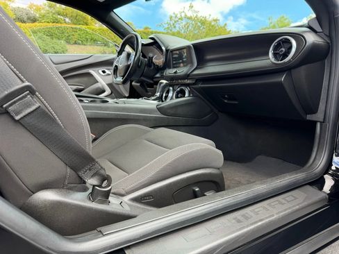 Used 2018 Chevrolet Camaro LT image 16