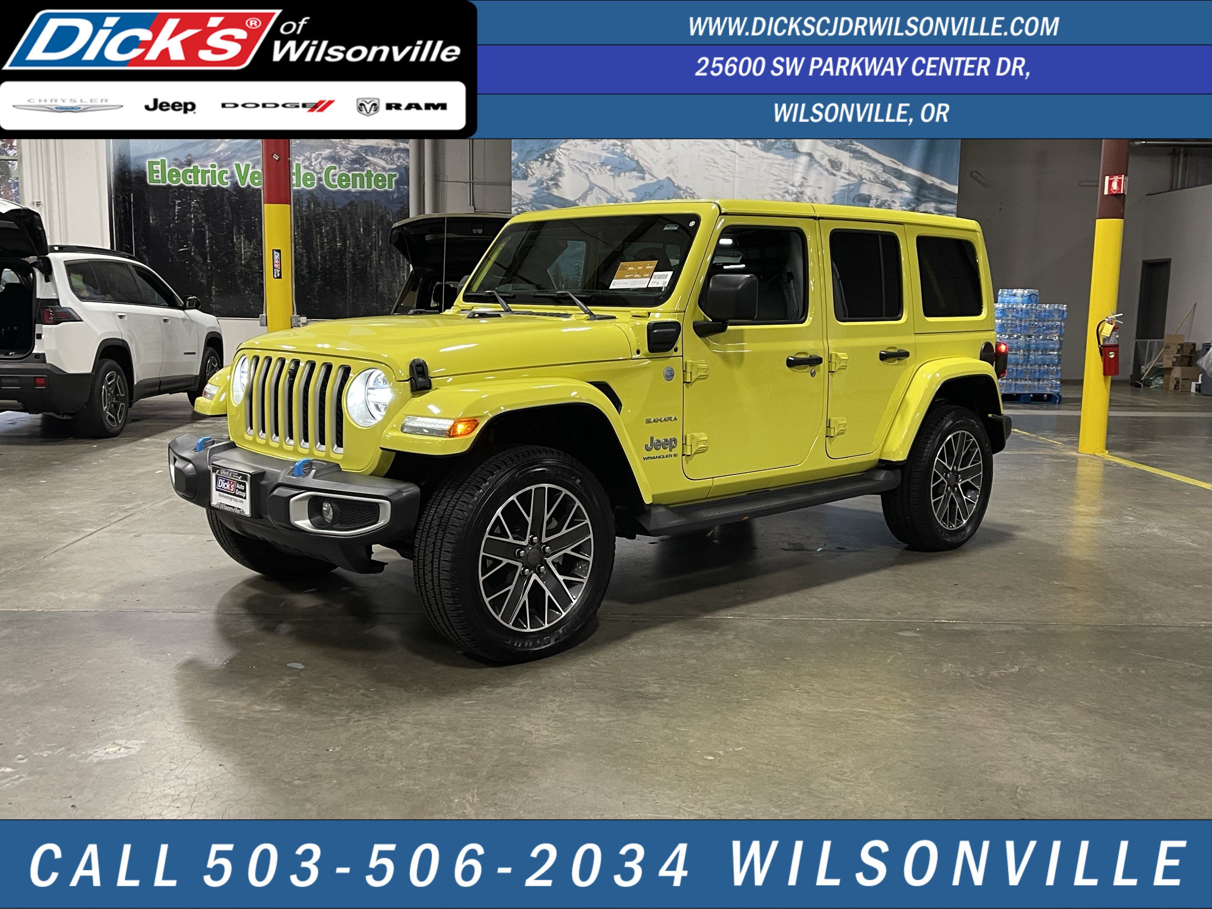 Certified 2023 Jeep Wrangler Unlimited Sahara w/ Cold Weather Group AWD/4WD image 1