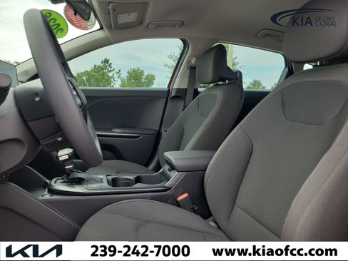 Certified 2026 Kia K4 FWD image 25