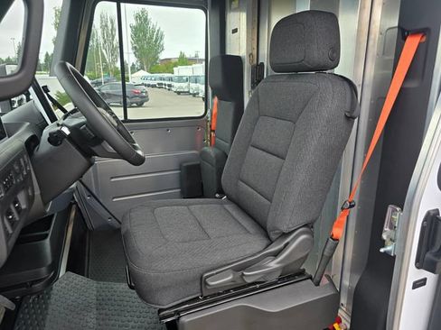 New 2025 Chevrolet Brightdrop 400 w/ Battery Pack, Max Range AWD/4WD image 22