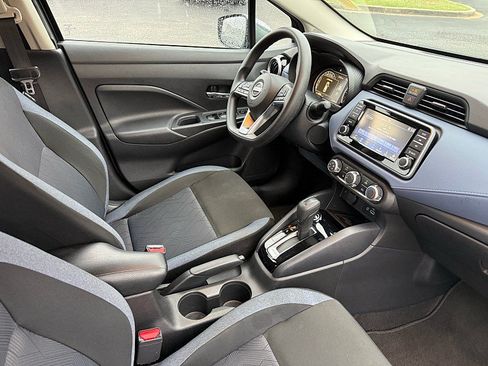 Used 2024 Nissan Versa SV FWD image 19