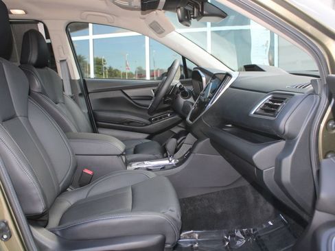 Used 2025 Subaru Ascent Limited AWD/4WD image 12