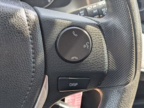 Used 2016 Toyota RAV4 LE image 5