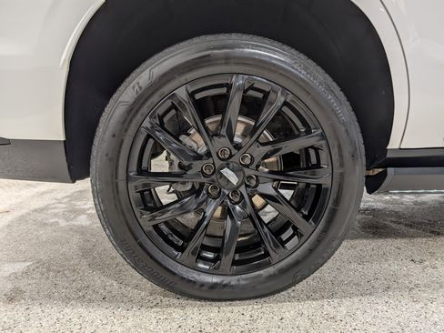 Used 2023 Cadillac Escalade Sport image 13