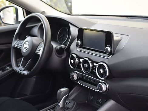 Used 2024 Nissan Sentra S image 27