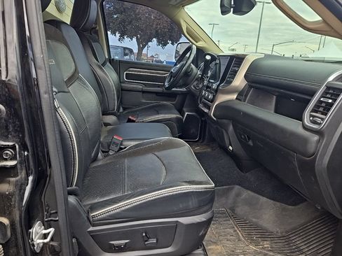 Used 2020 RAM 2500 Laramie AWD/4WD image 11